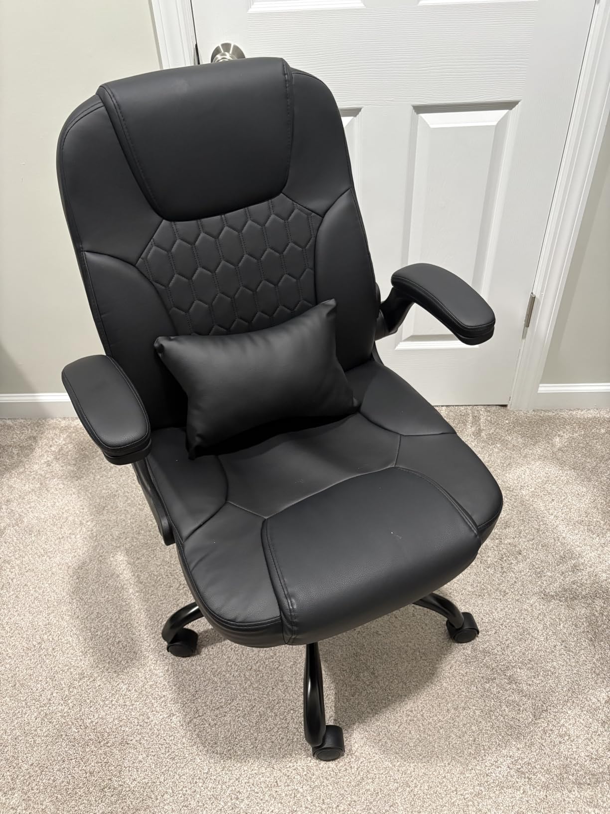 Fizzin PU Leather Office Chair Ergonomic Lumbar Support Short People, Black customer photo 2
