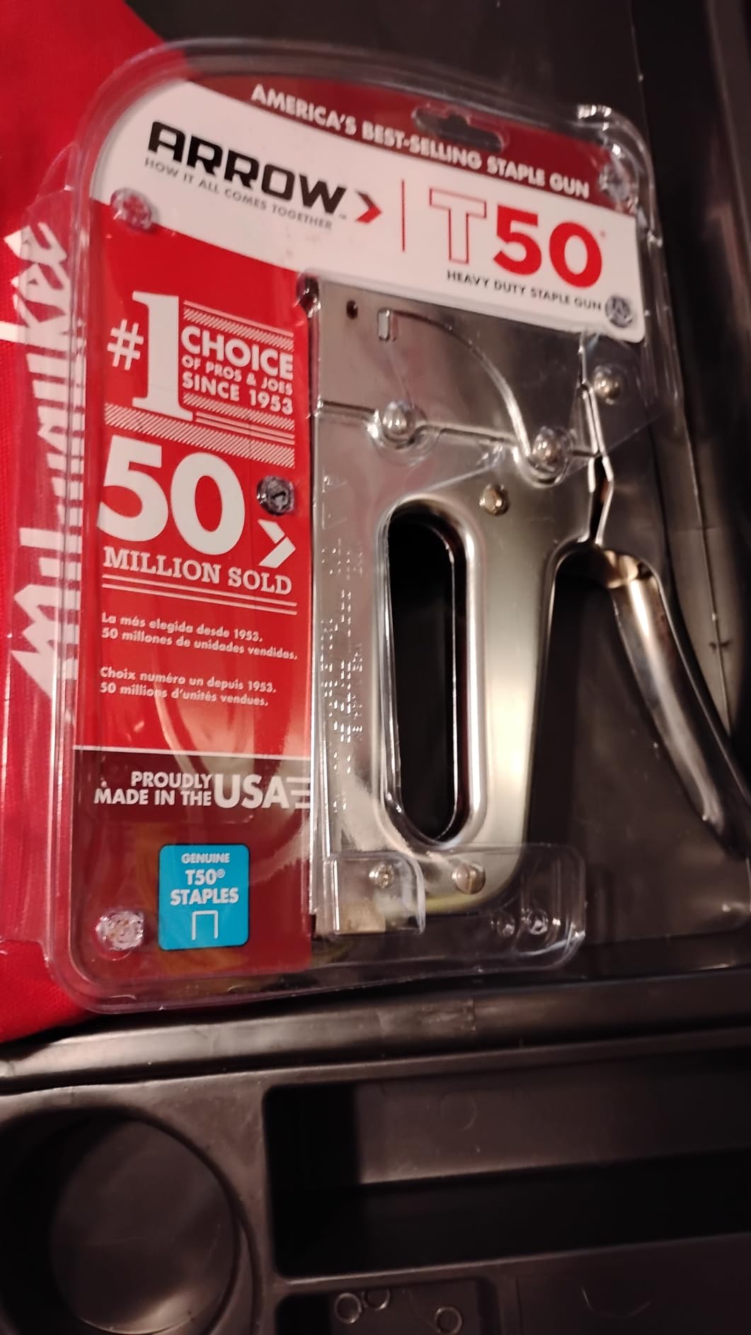 Arrow T50 Heavy-Duty Staple Gun, Manual Stapler customer photo 2