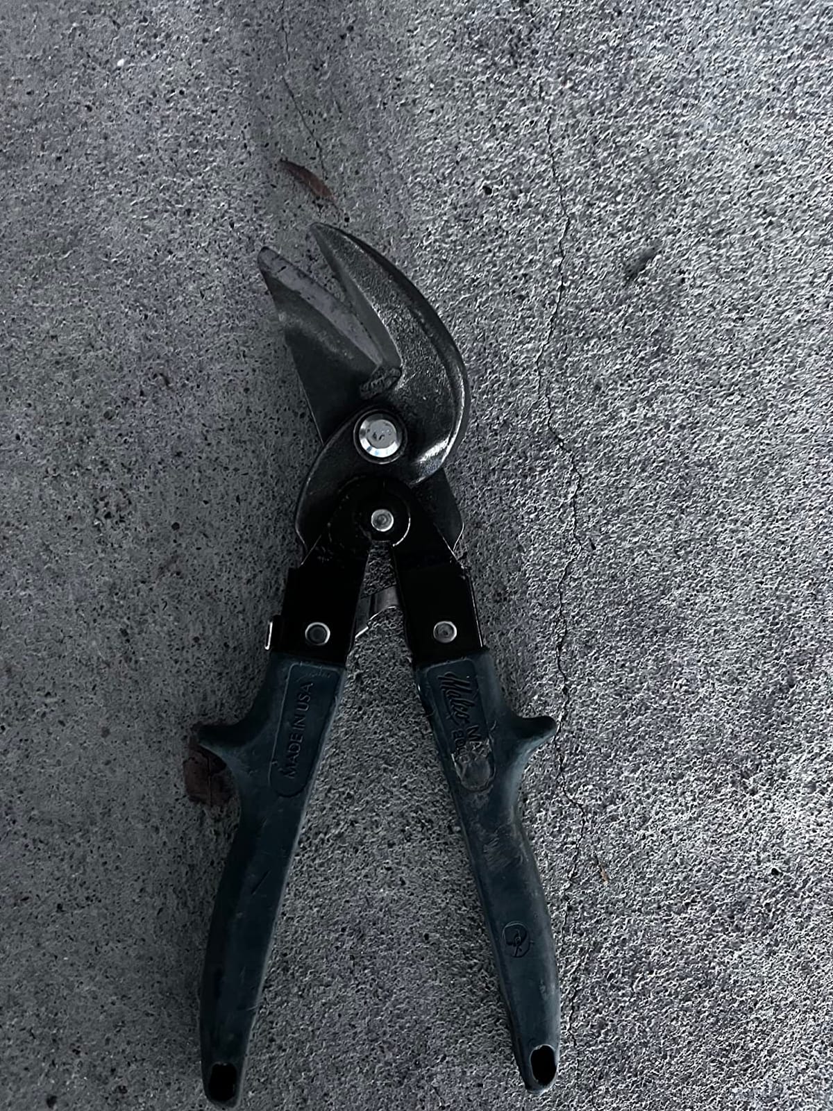Malco M2007 Max2000® 10 inch Offset Aviation Snips | 18ga. Capacity | Offset Sheet Metal Snips | Offset Tin Snips | Metal Shears (Offset - Cuts Right, Straight & 5in Dia. Circles) customer photo 2