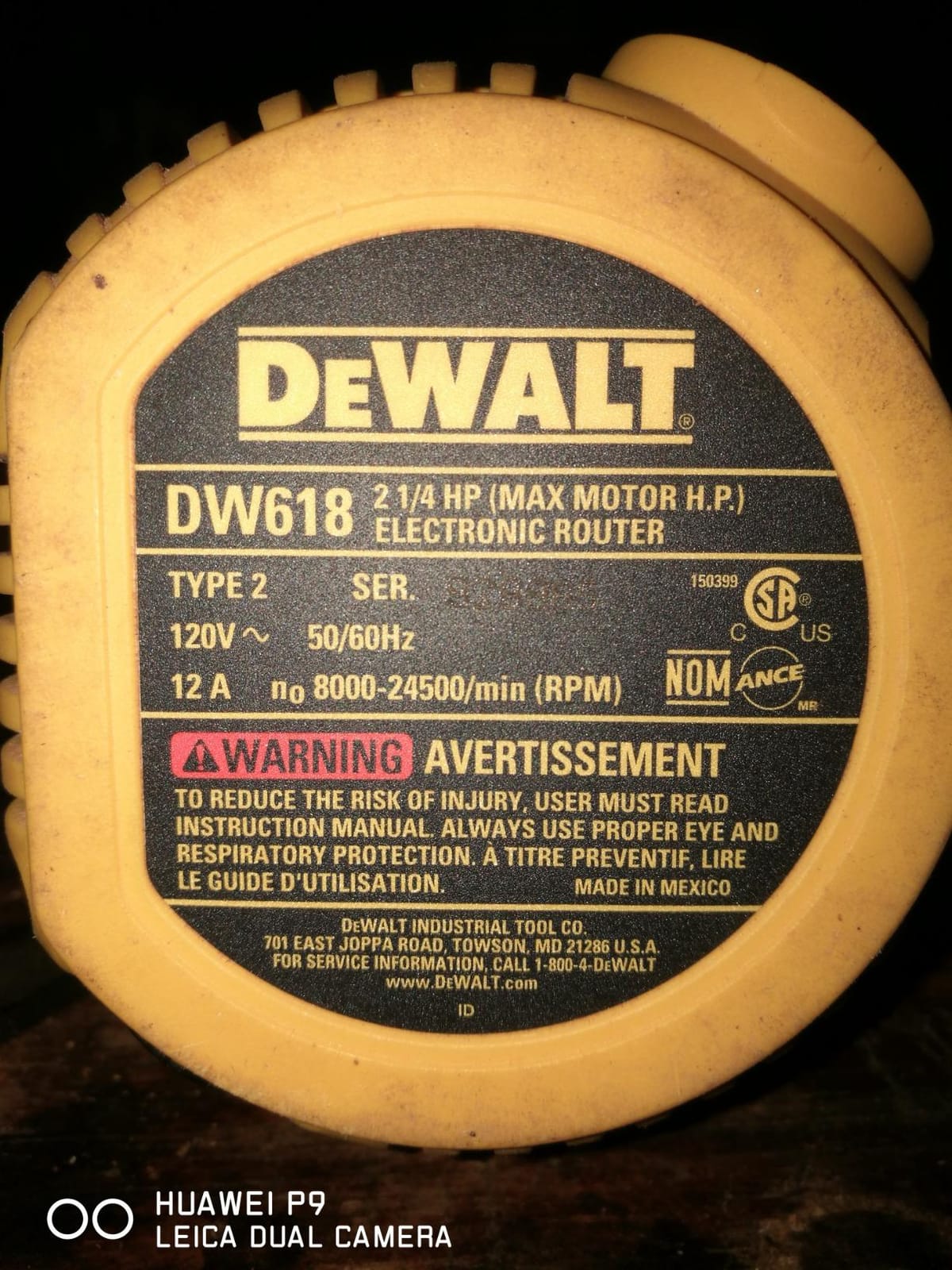 DEWALT Router, Fixed Base, 12-Amp, 24,000 RPM Variable Speed Trigger, 2-1/4HP, Corded (DW618) customer photo 1