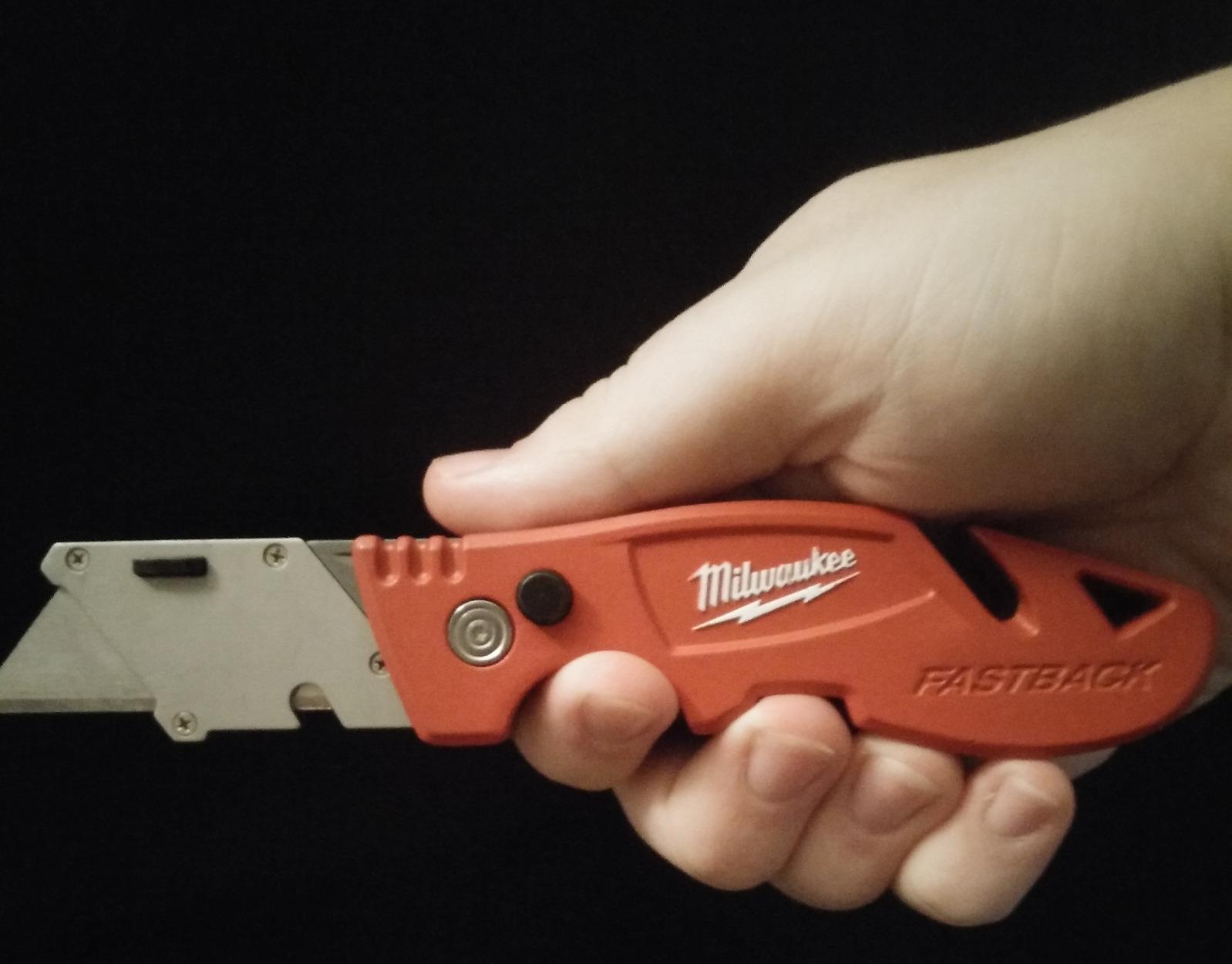 Milwaukee Electric Tool 48-22-1502 Fastback Knife/Storage customer photo 1