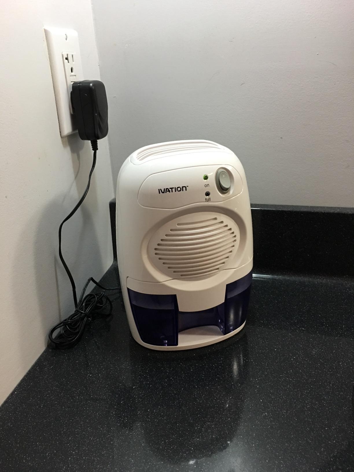 Ivation IVADM10 Powerful Small-Size Thermo-Electric Dehumidifier - for Smaller Room, Cupboard, Basement, Attic, Stored Boat, RV, Antique Car,White customer photo 1