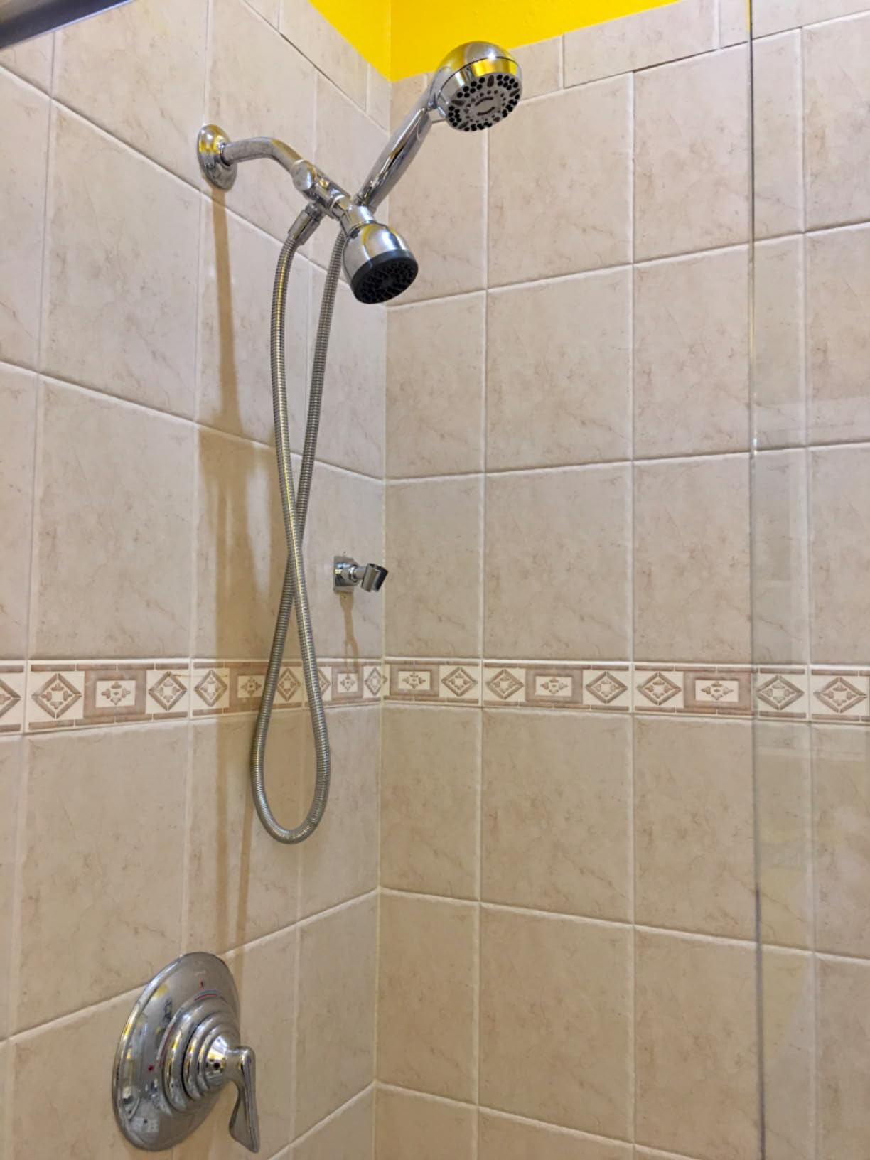 Aqua Elegante High Pressure Shower Head - 2.5 GPM - Polished Chrome customer photo 1