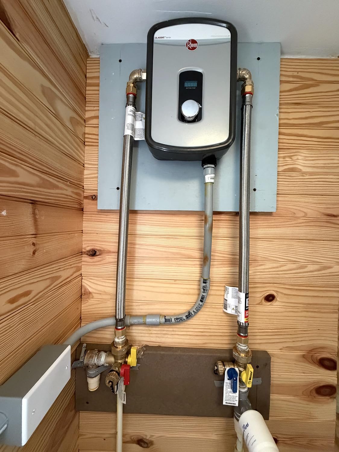 Rheem 8kW Multi Fixture Tankless Electric Water Heater - 240V customer photo 1