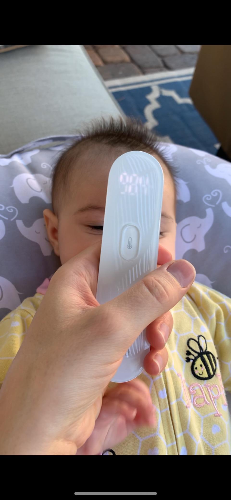 iHealth No-Touch Forehead Thermometer for Adults, Kids, Babies PT3 customer photo 2