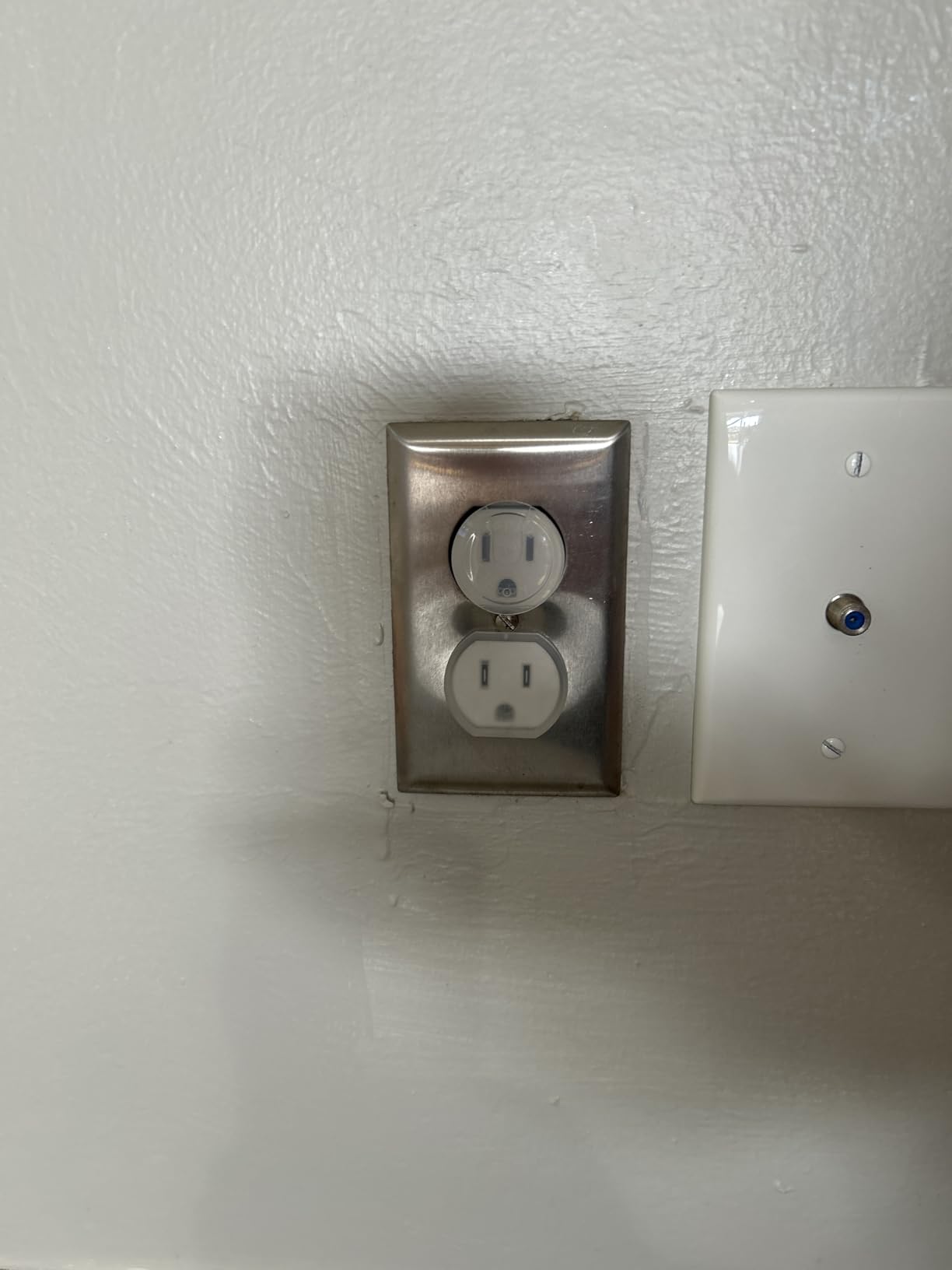 Clear Outlet Covers (50 Pack) Value Pack – Baby Safety Outlet Plug Covers – Durable & Steady – Child Proof Your Outlets Easily customer photo 1