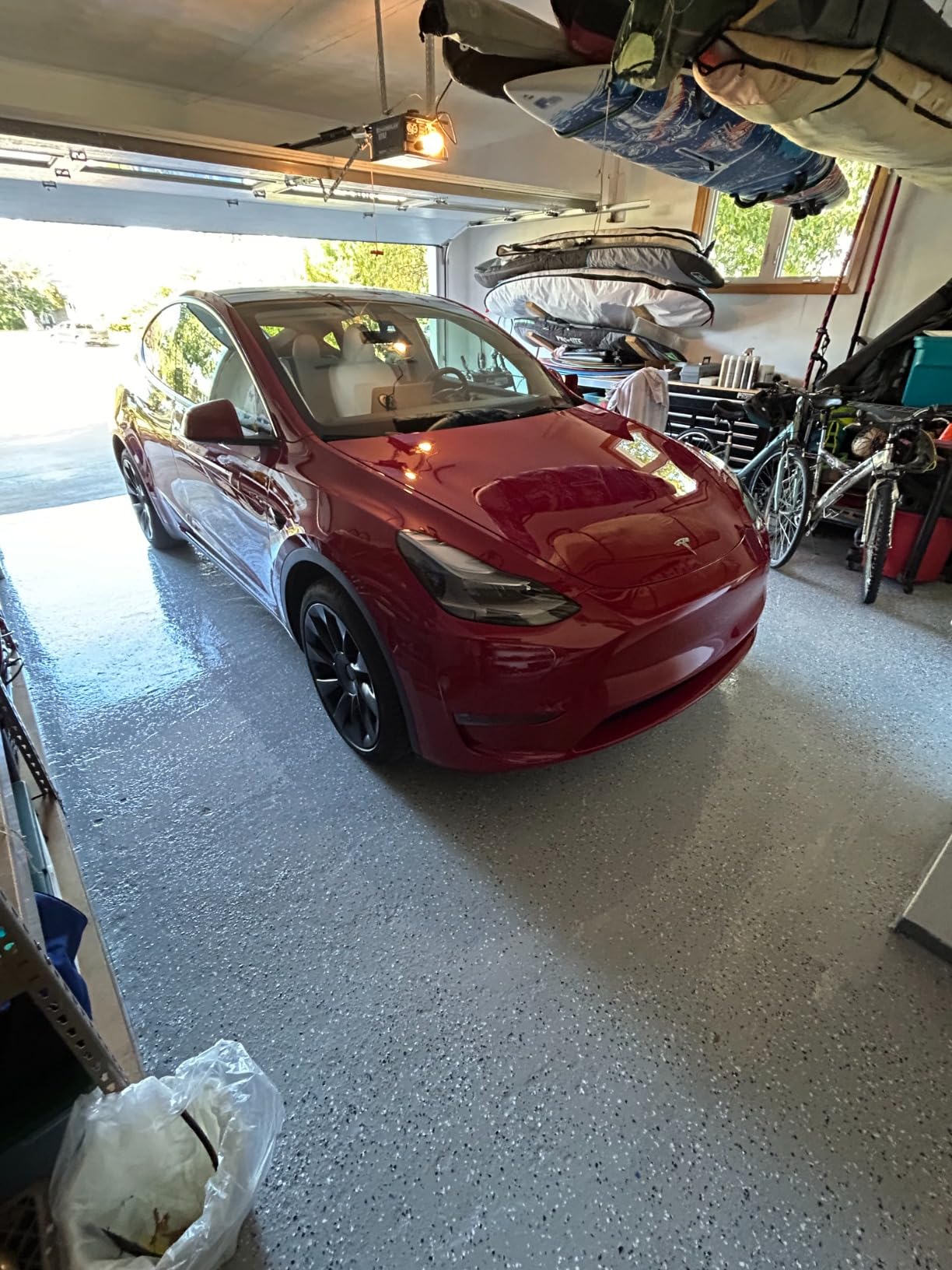 Rust-Oleum RockSolid Garage Floor Coating Kit, Dark Gray, 2.5 Car Kit customer photo 2