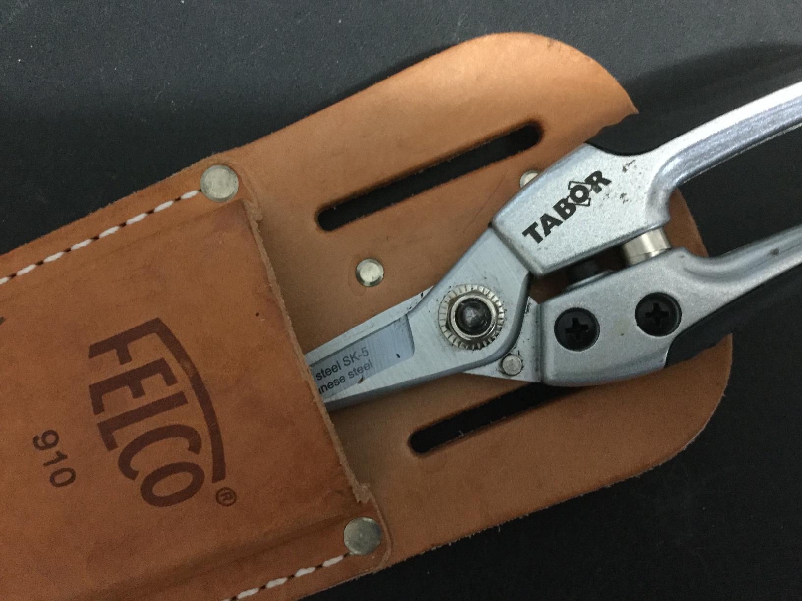 TABOR TOOLS K18A Straight Pruning Shears, Florist Scissors, Multi-Tasking Garden Snips for Arranging Flowers, Trimming Plants and Harvesting Herbs, Fruits or Vegetables (Japanese Style Blades) customer photo 1