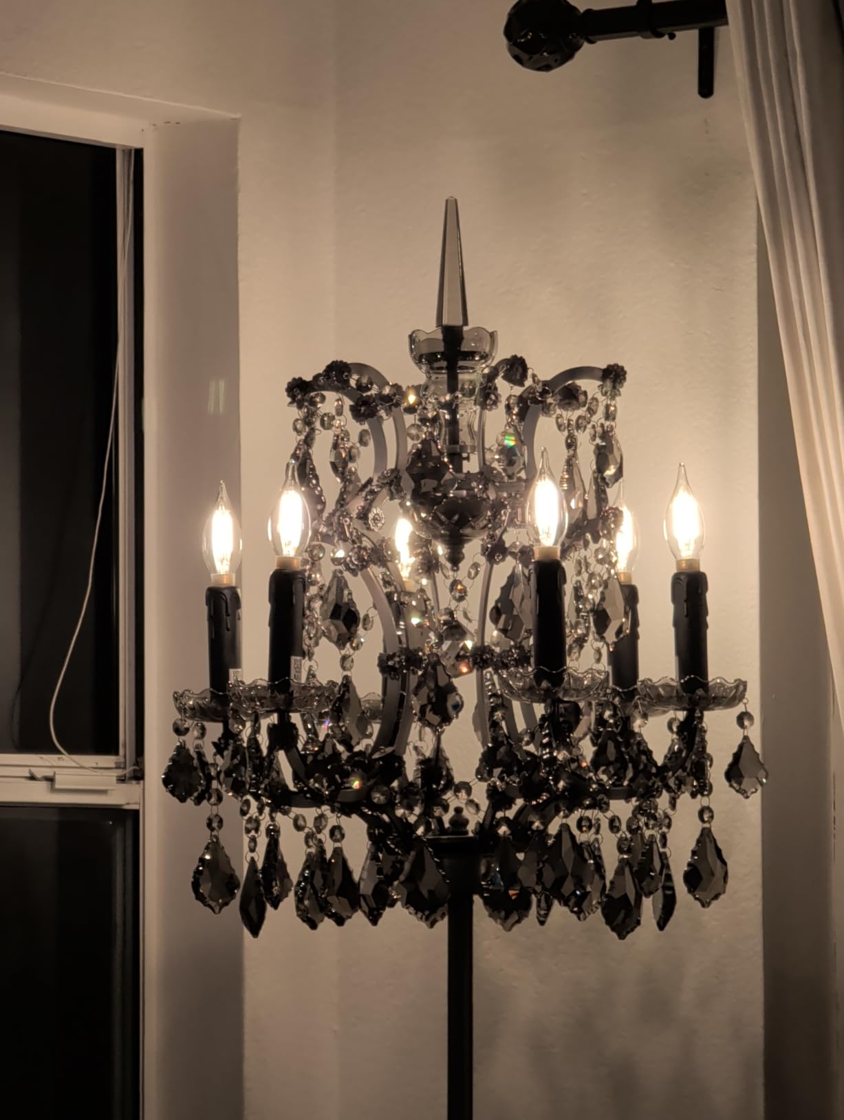 Hizashi Candelabra Light Bulbs 2700K, 40W Eq Dimmable E12 LED Bulb, 12PCS customer photo 1