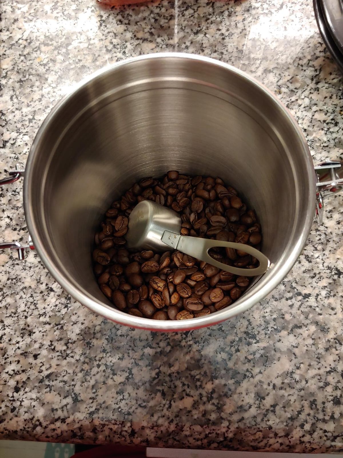 Zulay (Large) Airtight Coffee Canister - Stainless Steel Coffee Storage Canister with Scoop - Features Include a Date Tracker, Built-In One-Way CO2 Valve & 2 Spare Filter Replacements customer photo 1