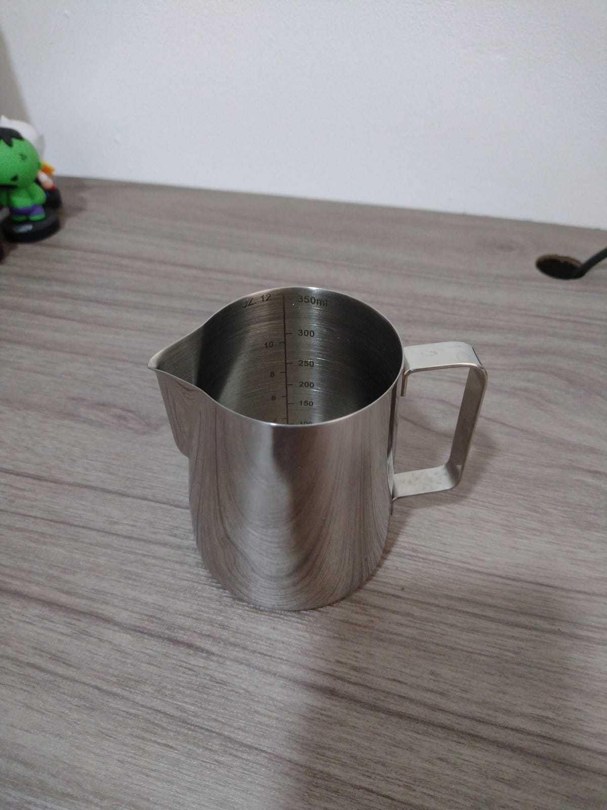CAMKYDE Stainless Steel Milk Frothing Pitcher 12 oz, Espresso Steaming Pitcher with Decorating Pen for Espresso Machines, Cappuccino, Latte Art (Silver) customer photo 1
