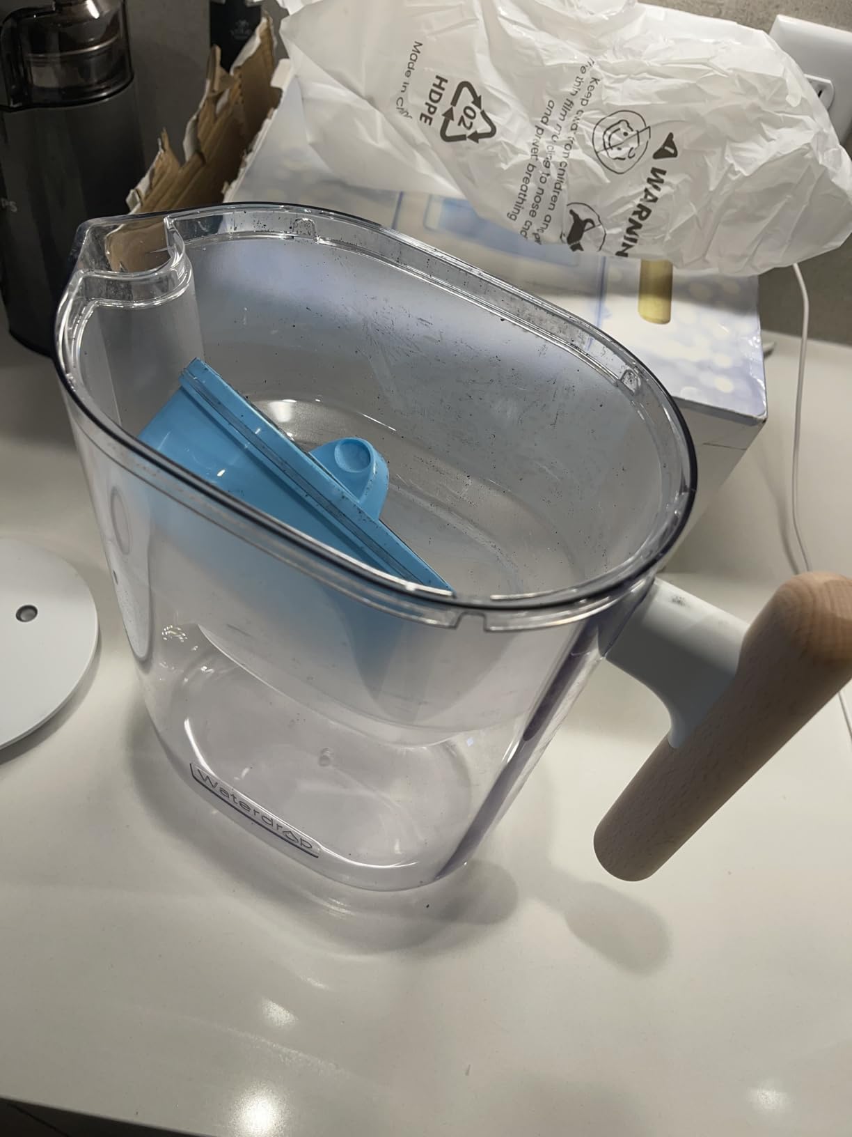 Waterdrop PT-04C-A Alkaline Water Filter Pitcher, 10-Cup Capacity, Clear customer photo 1