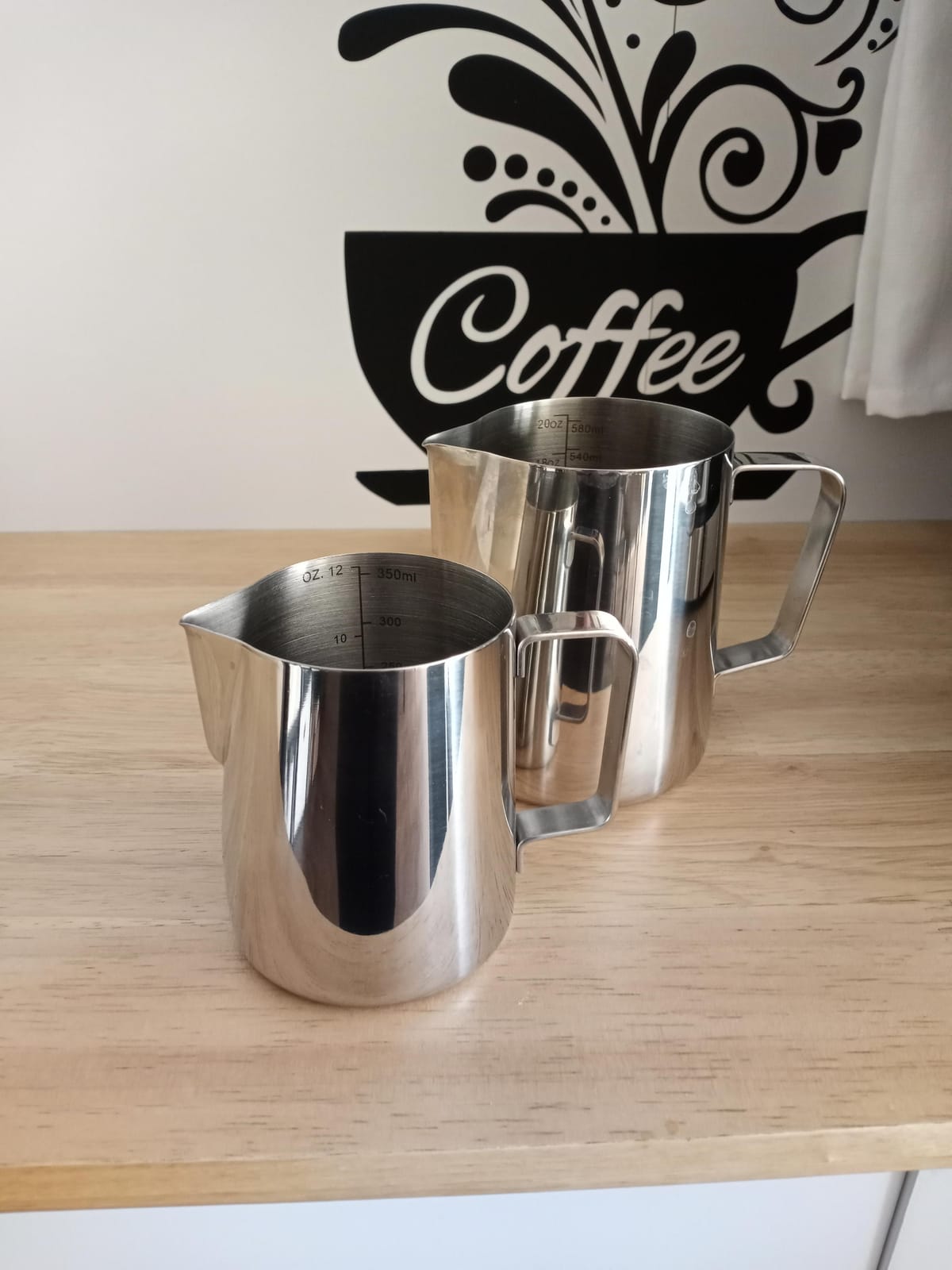 Nicunom 2 Pack Milk Frothing Pitcher, 12oz & 20oz Espresso Steaming Pitcher, Stainless Steel Milk Frother Steamer Cup, Perfect for Espresso Coffee Cappuccino Latte Art, Tick Mark Inside customer photo 2