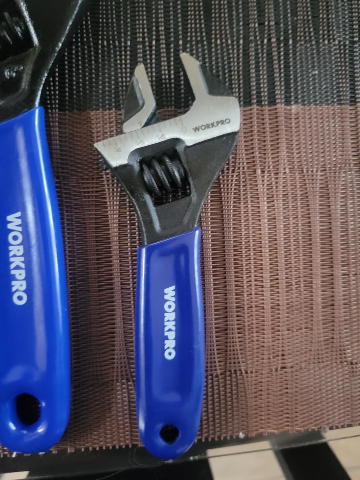 WORKPRO 2-Piece Adjustable Wrench Set, 6-Inch & 10-Inch Wide Jaw Wrenches customer photo 2