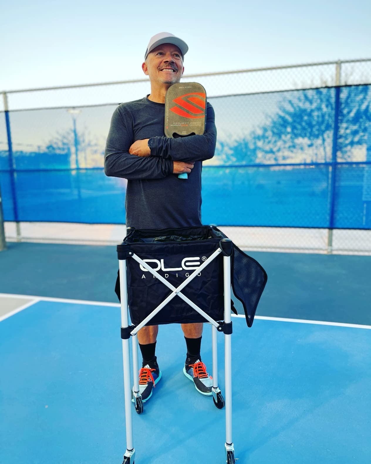 Tennis Ball Hopper Tennis Ball Basket with Side Pockets Lightweight Tennis Ball Cart Holds 160 Balls, Portable Sports Teaching Cart with Wheels for Tennis Player customer photo 1