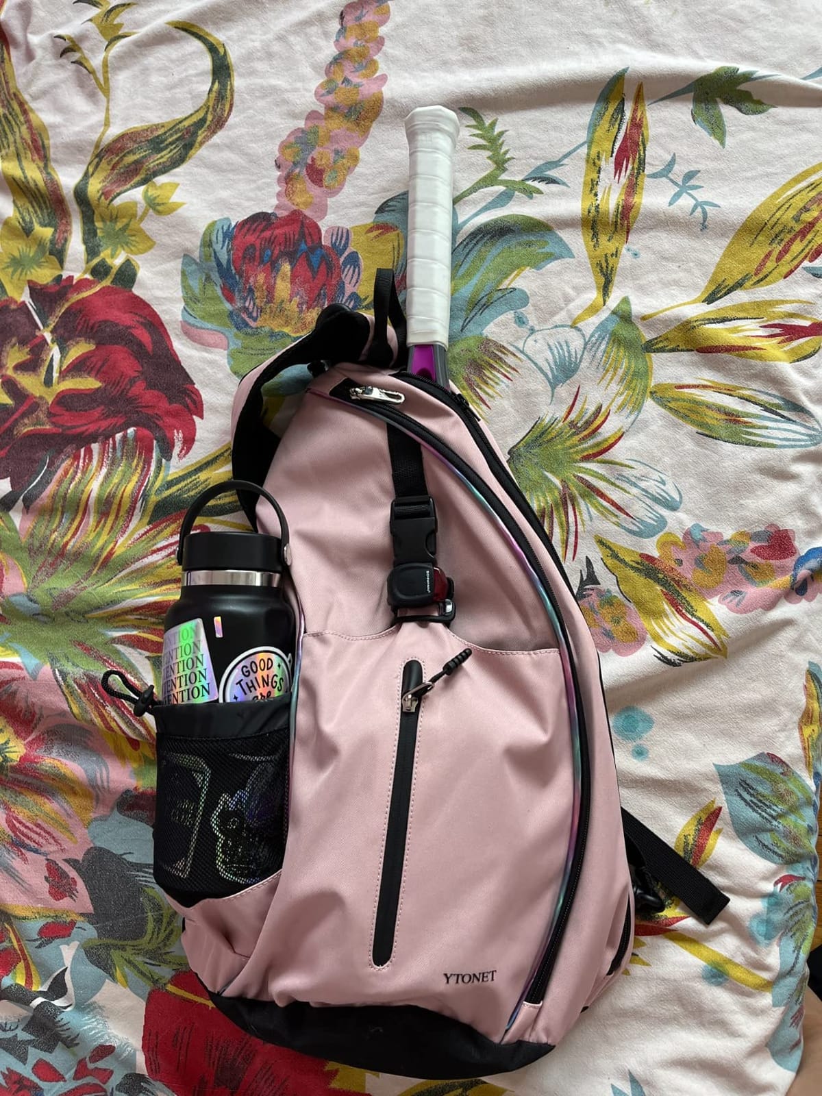 Ytonet Tennis Bag, Tennis Sling Backpack Crossbody for Men Women customer photo 1