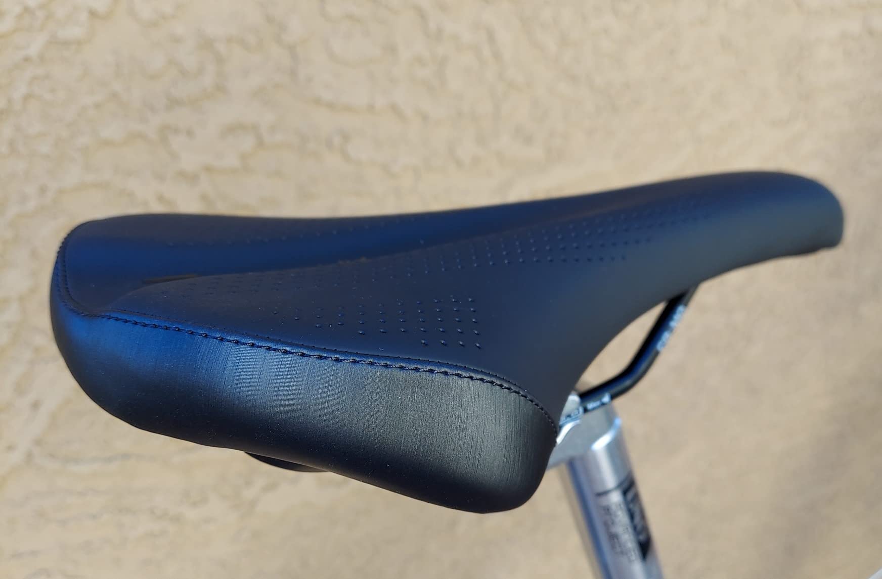 FIFTY-FIFTY Mountain Bike Saddle, Soft and Comfort Memory Foam Bicycle Seat customer photo 2