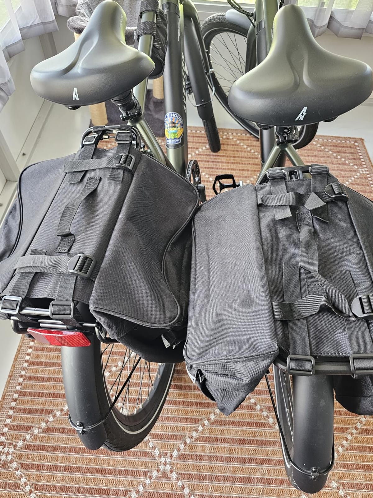 KEMIMOTO Bike Bag Panniers with Rain Cover, 34L Waterproof Rear Rack Bag customer photo 2
