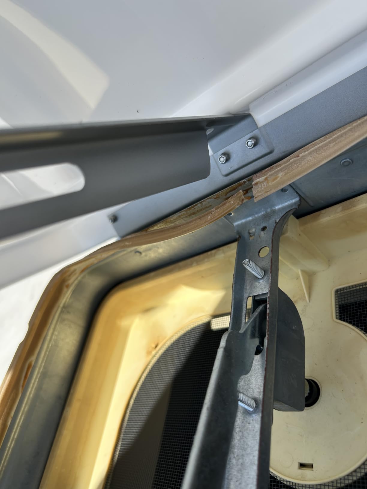Jack Boss RV Roof Vent Cover, 14 Inch Camper Vent Cover Replacement customer photo 1