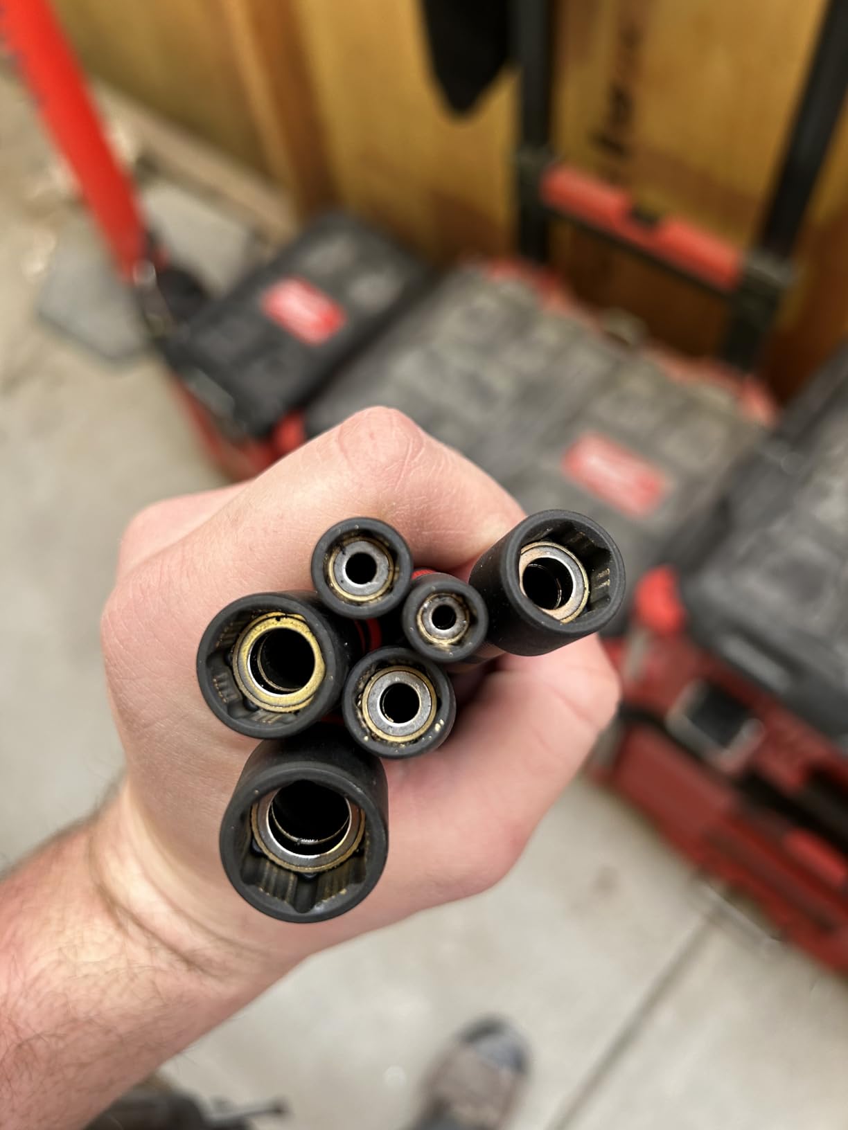Klein Tools 32950 Ratcheting Impact Rated Hollow Power Nut Driver Set with Handle, Magnetic, Color Coded, 6 SAE Hex Sizes and Handle Included customer photo 1