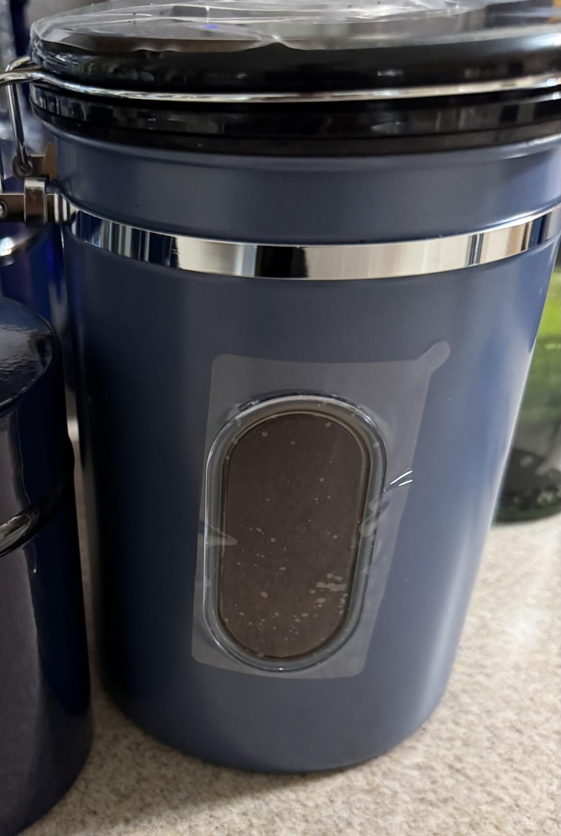 1500ML Airtight Coffee Canister with Date Tracker&Transparent Window, 18OZ Coffe Beans Storage with 30ML Measure Spoon&4 co2 Valve, Coffee Container for Grounds Coffee, Beans, Tea, Sugar, Flour(Gray) customer photo 1