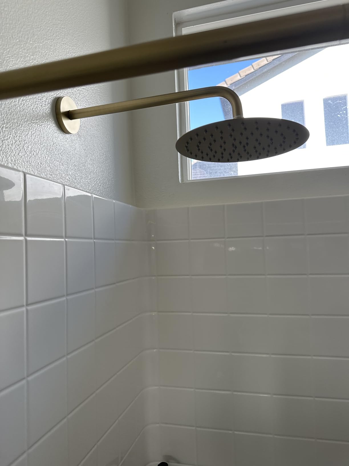 16 inch Matte Black Round Ceiling Rainfall Shower Head, All Metal Stainless Steel 304, Full Body Rainfall Shower with 230 Silicone Nozzles customer photo 2