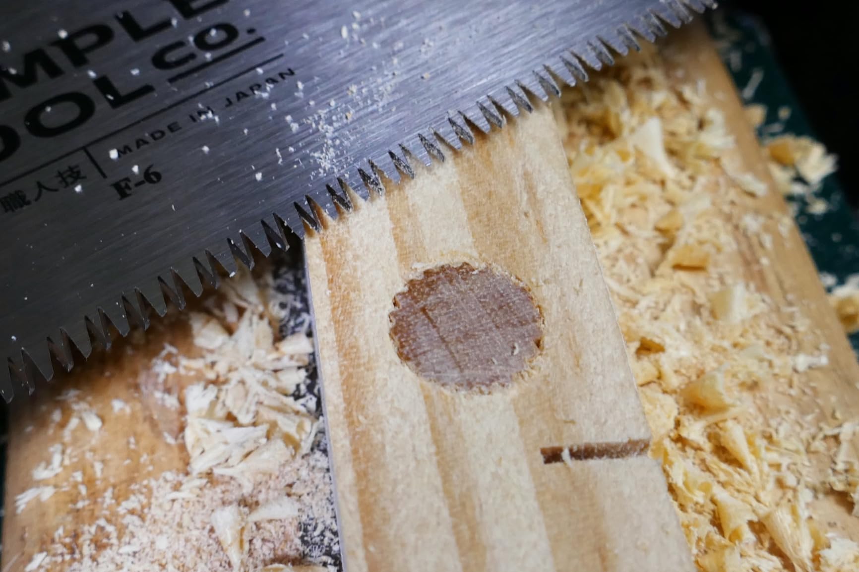 Temple Tool Co. Japanese Flush Cut Saw - 6 Inch Double Edge Pull Saw for Flush Cutting Dowels, Pegs, Wedges - Hardwood Softwood customer photo 2