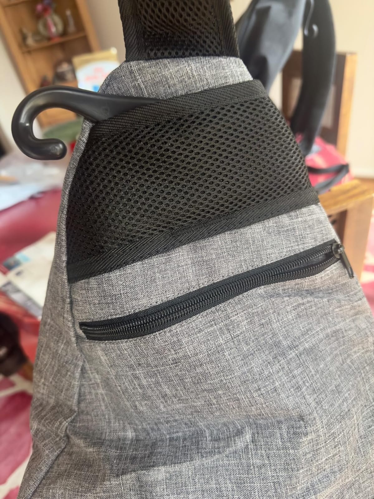 Goloni Pickleball Sling Bag for Men Women, Lightweight Pickleball Backpack with Fence Hook customer photo 2