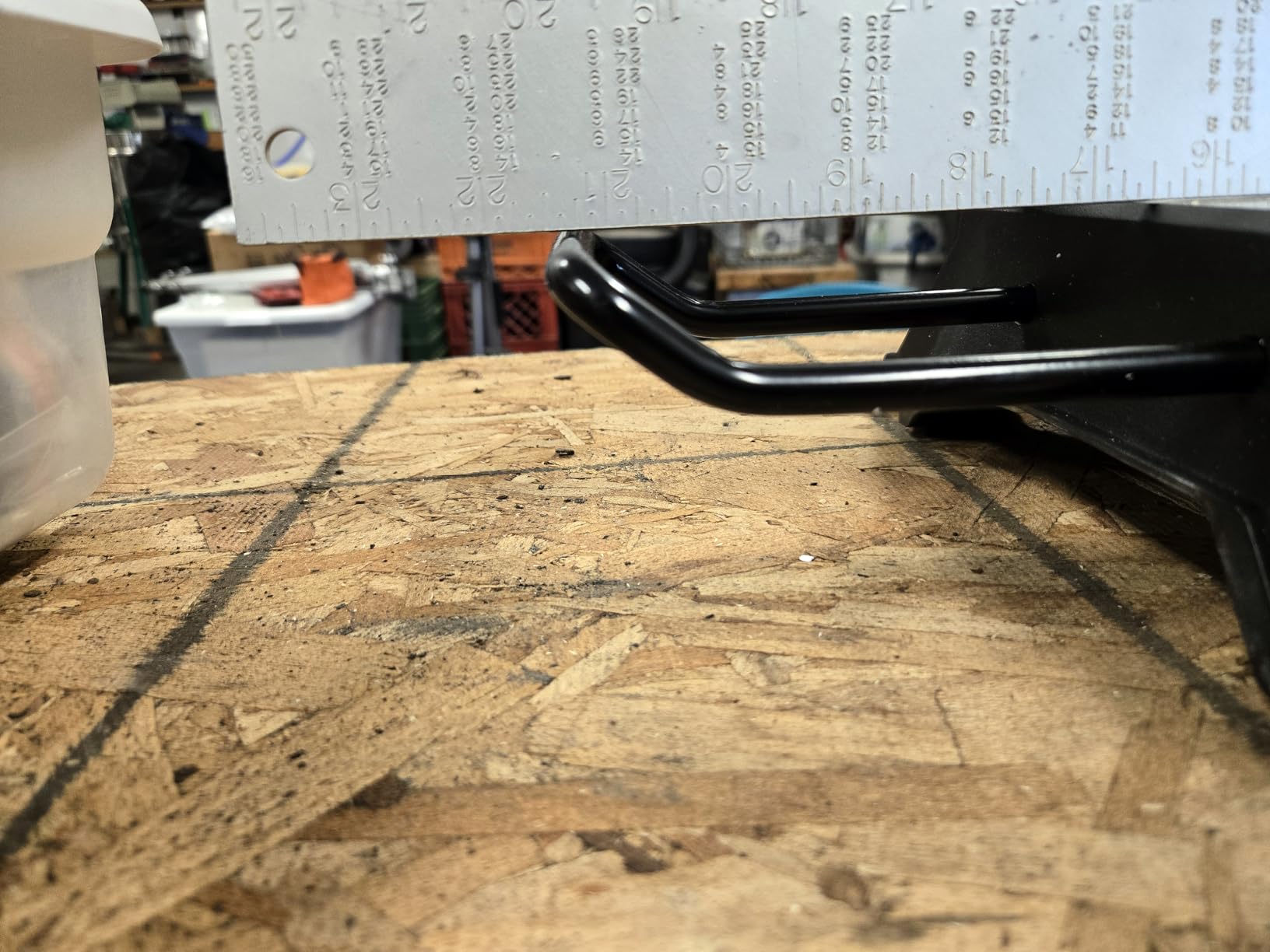 10-inch Compound Miter Saw, 5000RPM, 15 Amp, Single Bevel 0-45° with Extension Table, 36T Blade, Power Saw for Metal, Plastic, Wood, Laminates customer photo 2