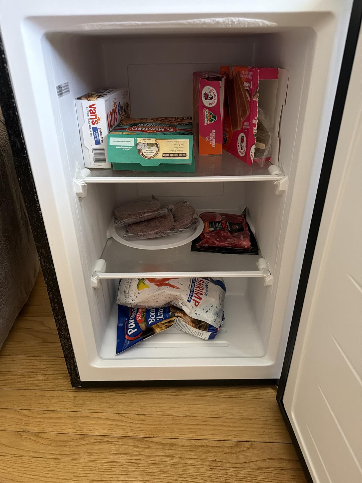 Electactic 3.2 Cu.ft Small Upright Freezer, Mini Freezer, Silver customer photo 2