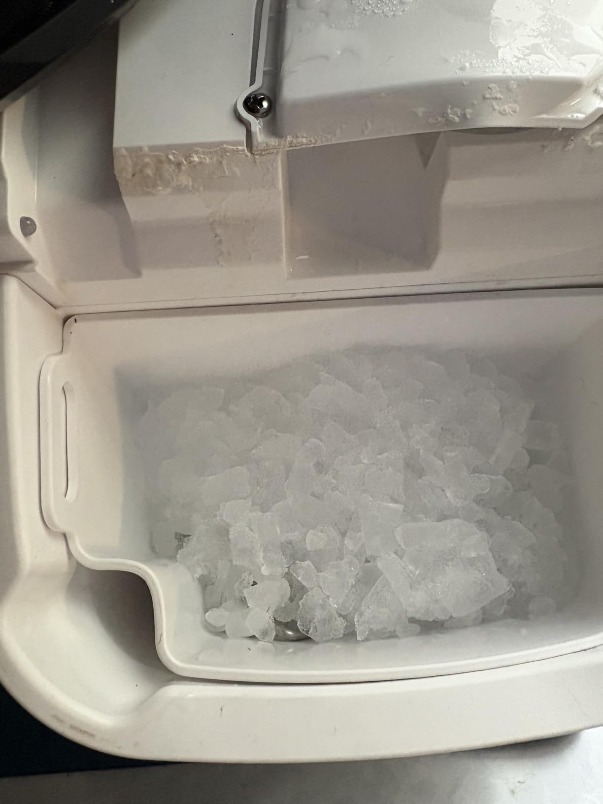 EUHOMY Ice Cube Maker Machine Countertop, 45Lbs/Day, 24Pcs in 13 Mins customer photo 2