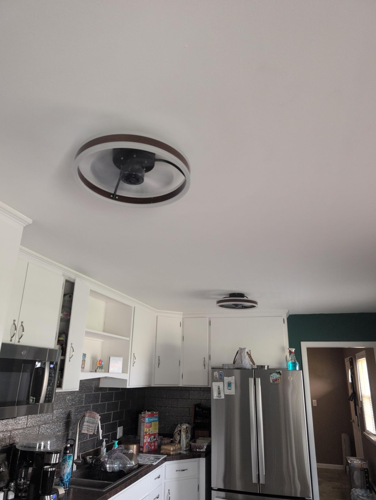 VOLISUN Low Profile Ceiling Fans with Lights and Remote, 27.6in Flush Mount Ceiling Fans with Light, 3000K-6500K Dimmable Fandelier LED Fan Light, White Bladeless Ceiling Fans with Lights for Bedroom customer photo 1