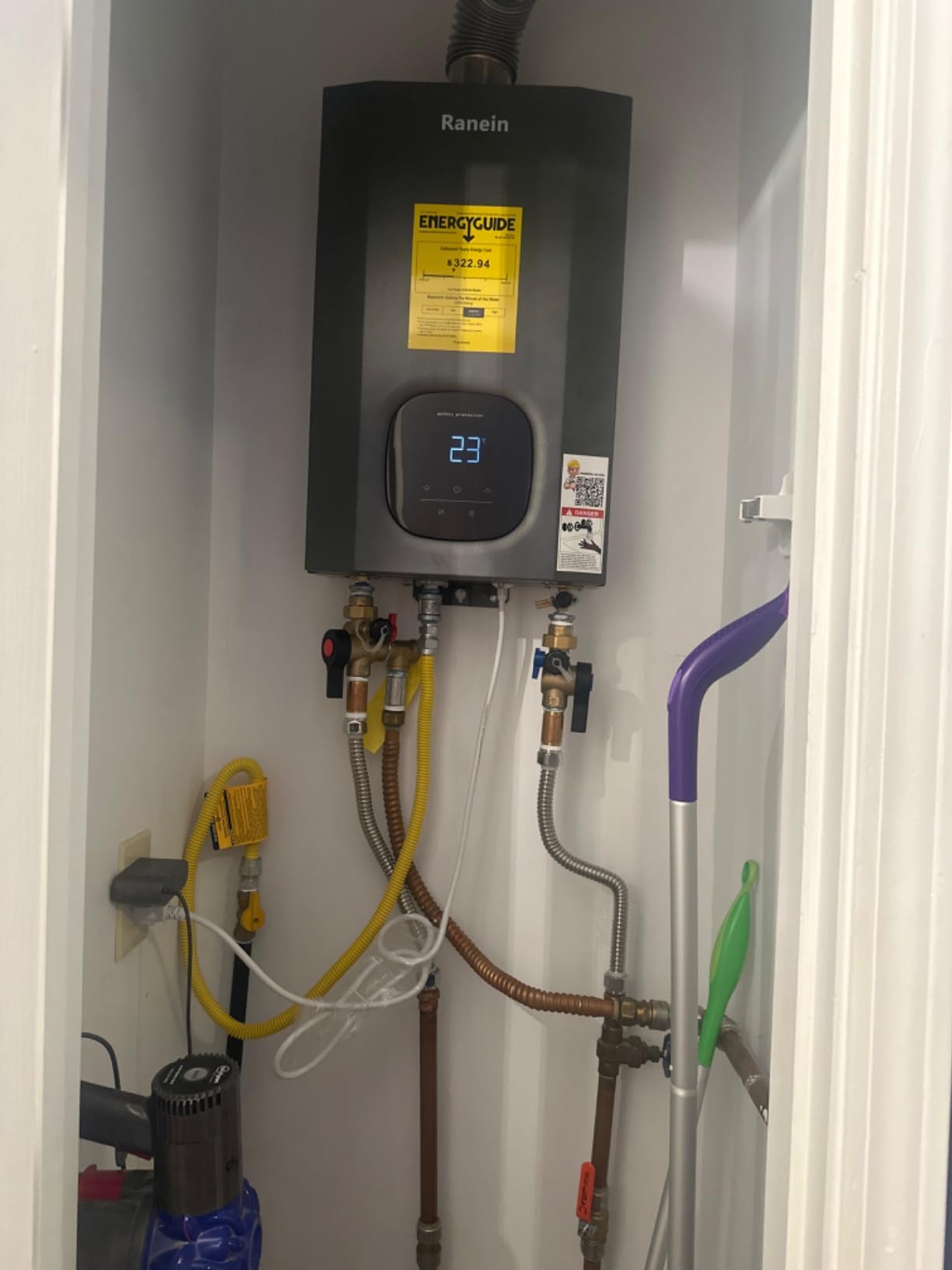 Ranein Natural Gas Tankless Water Heater, 8.5 GPM, 190,000 BTU, Indoor customer photo 1