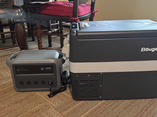 Anker SOLIX C1000 Gen 2 Portable Power Station with 200W Solar Panel customer photo 1