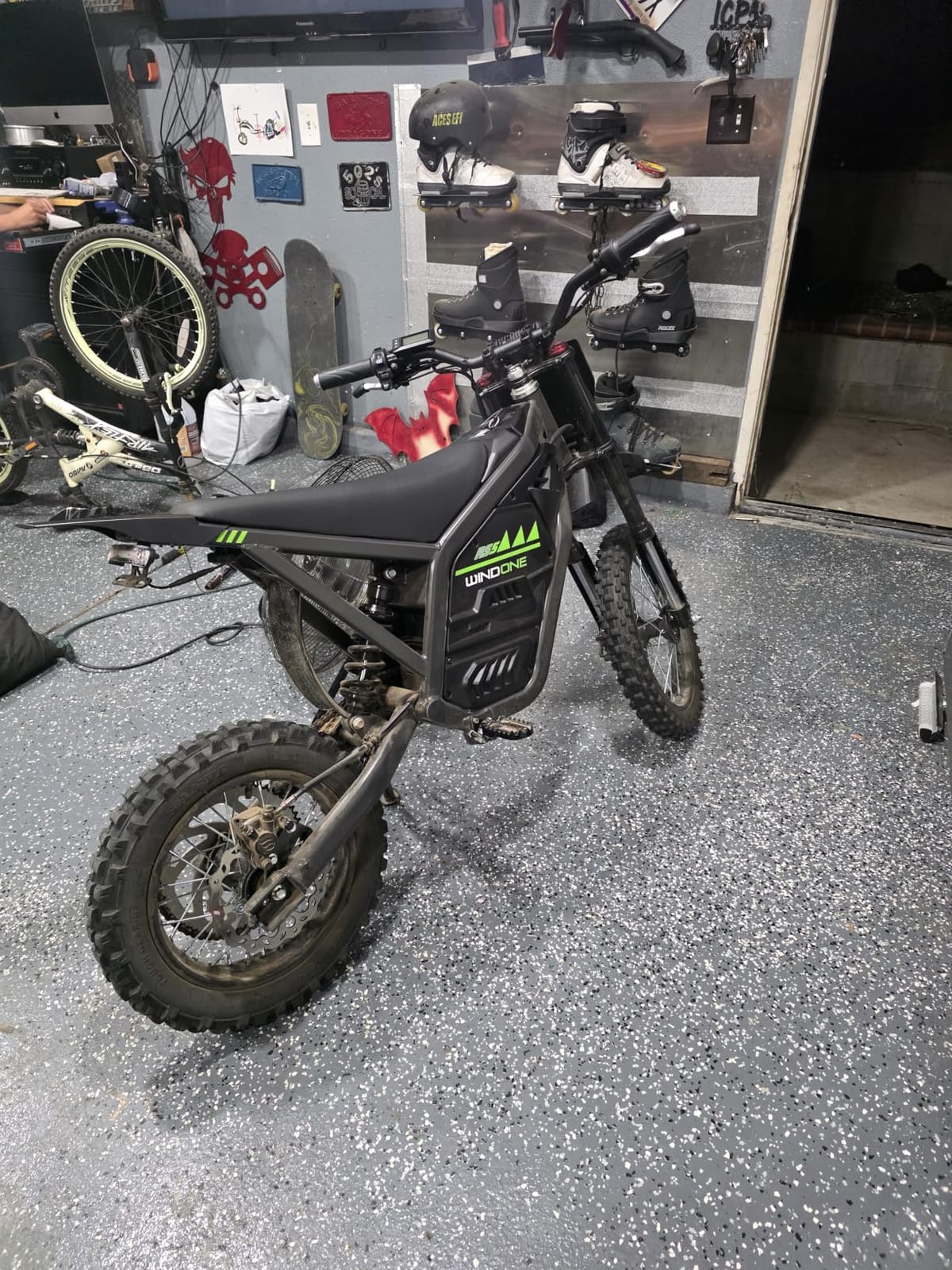 Windone RS5 Electric Dirt Bike for Teens & Adults (13+), Up to 37 MPH customer photo 2