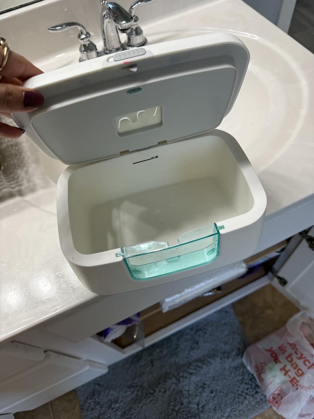 Jool Baby TinyBums Baby Wipe Warmer & Dispenser with LED Changing Light & On/Off Switch (Oatmeal) customer photo 1